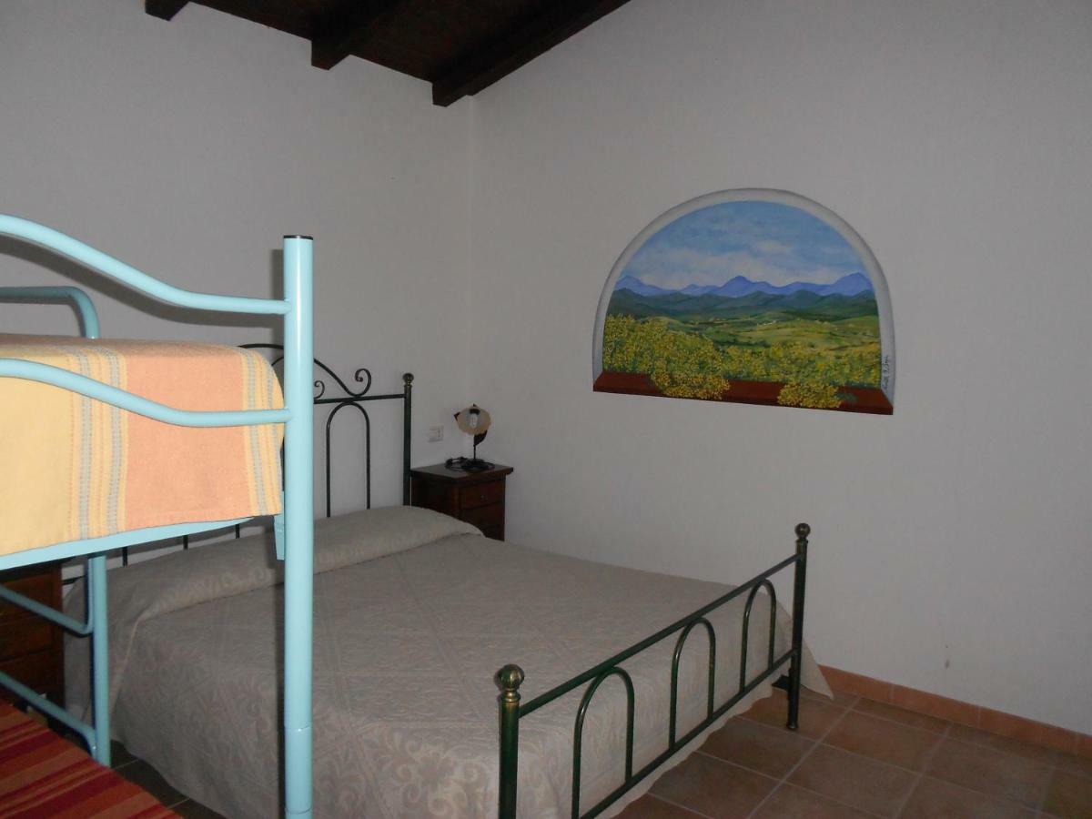 אורוסיי Agriturismo Su Birde מראה חיצוני תמונה